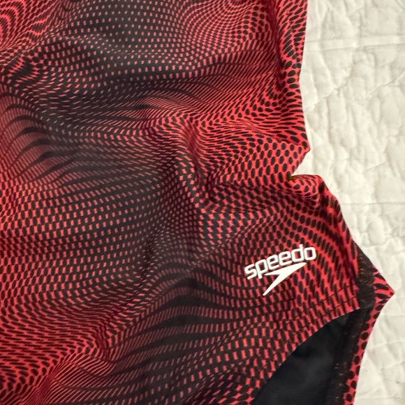 NWOT Speedo Swim One-Piece Swimsuit Red Black Size 8/34 - Picture 2 of 9